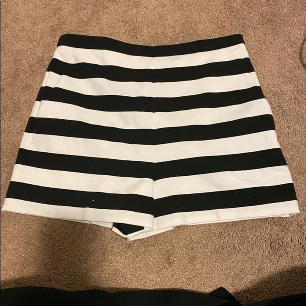 Express shorts